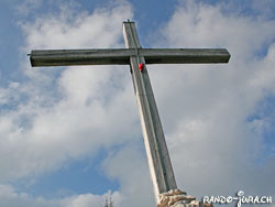 Croix situ&eacute;e sur le Suchet